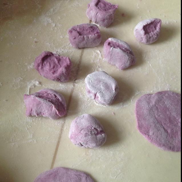 紫薯月季花造型馒头的做法 步骤5