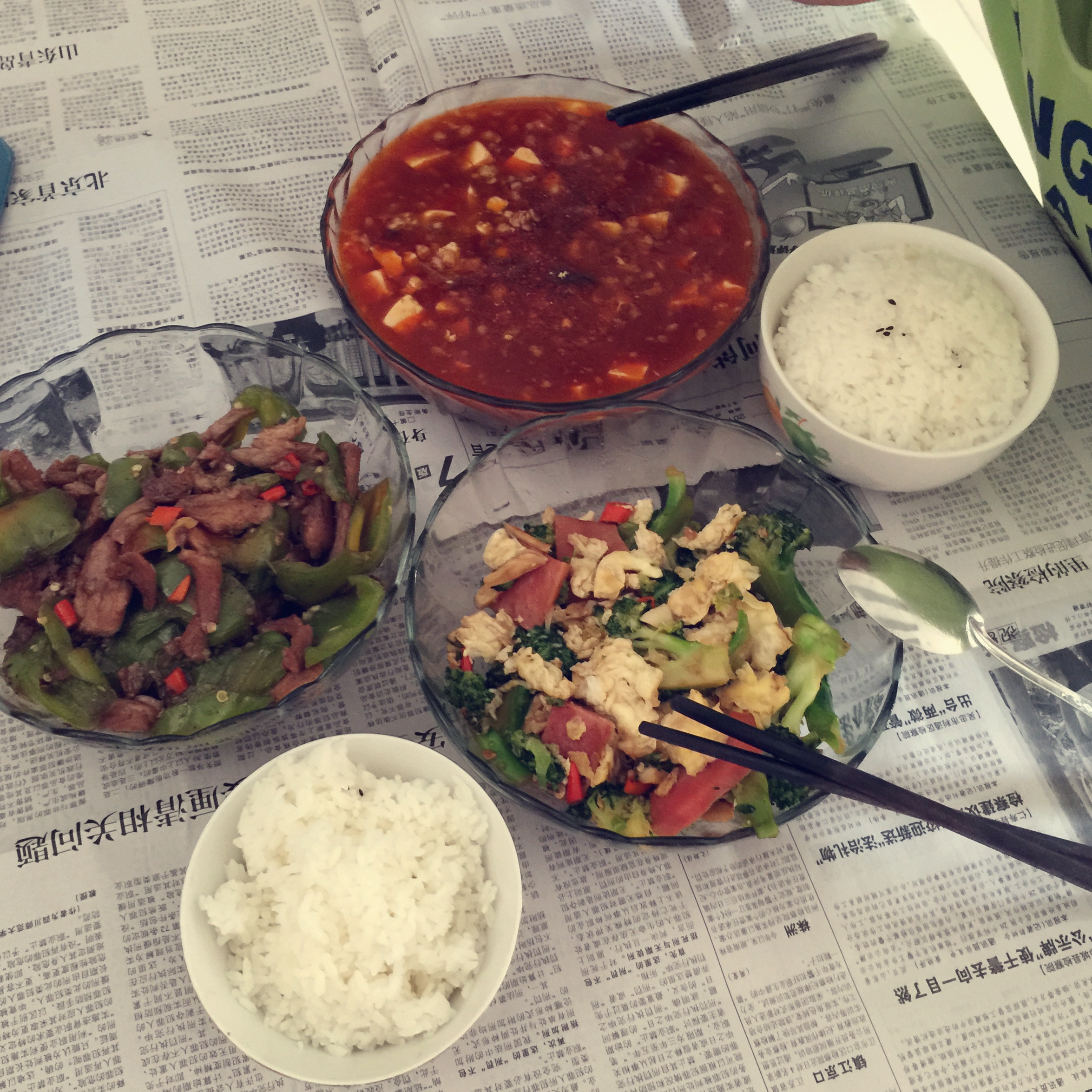 {☀快手晚餐☀}火腿肠滑蛋西兰花