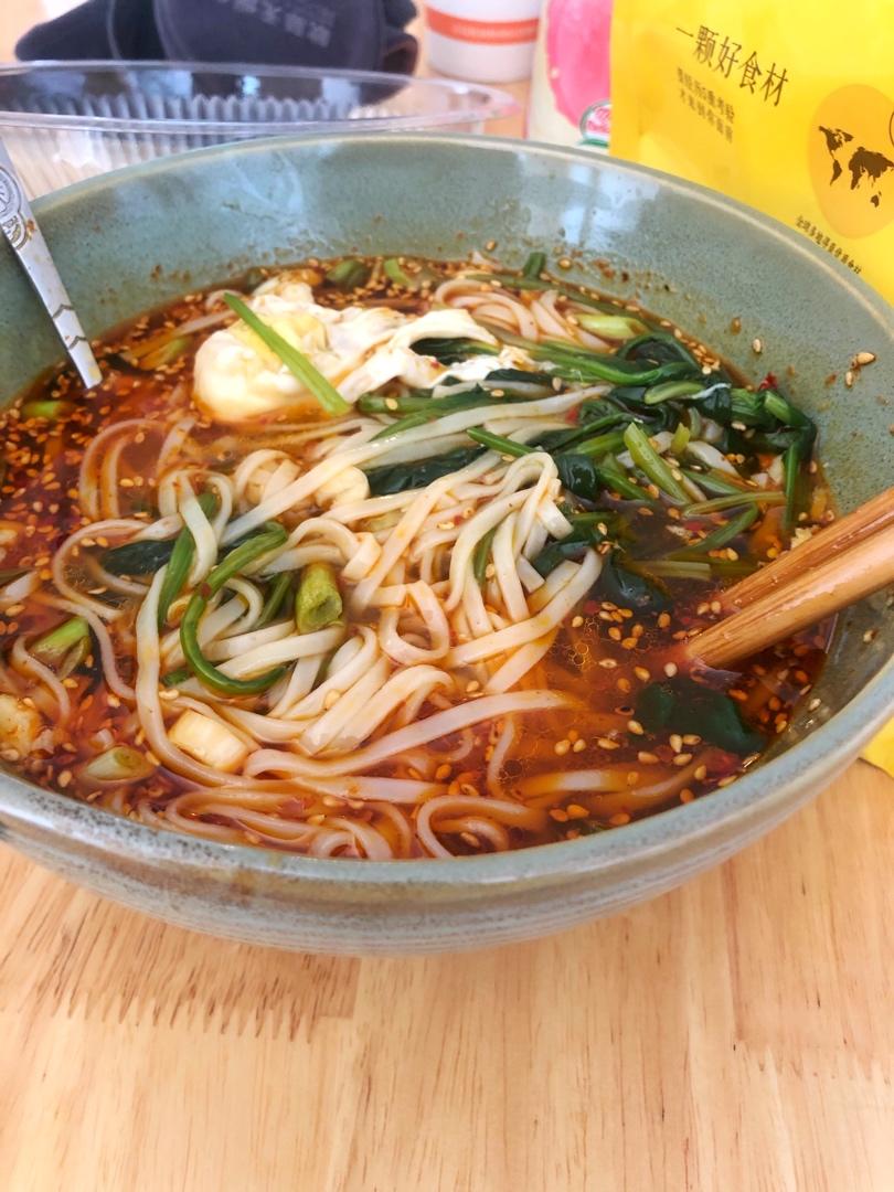 酸汤面