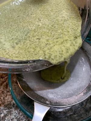 绿茶千层蛋糕卷的做法 步骤15