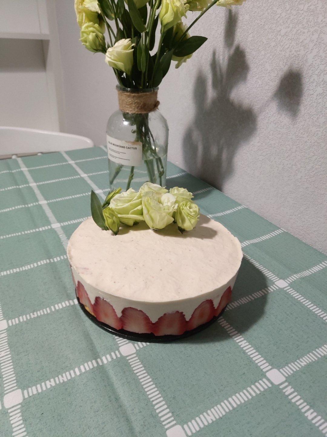 巧克力草莓慕斯蛋糕