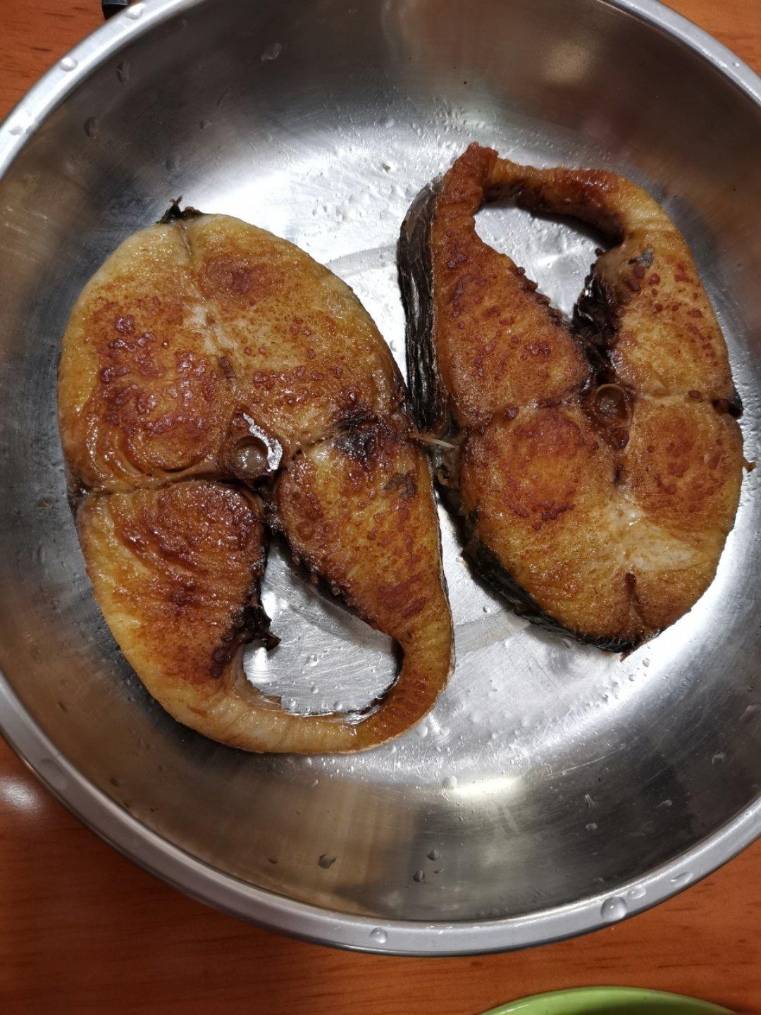 香煎马鲛鱼