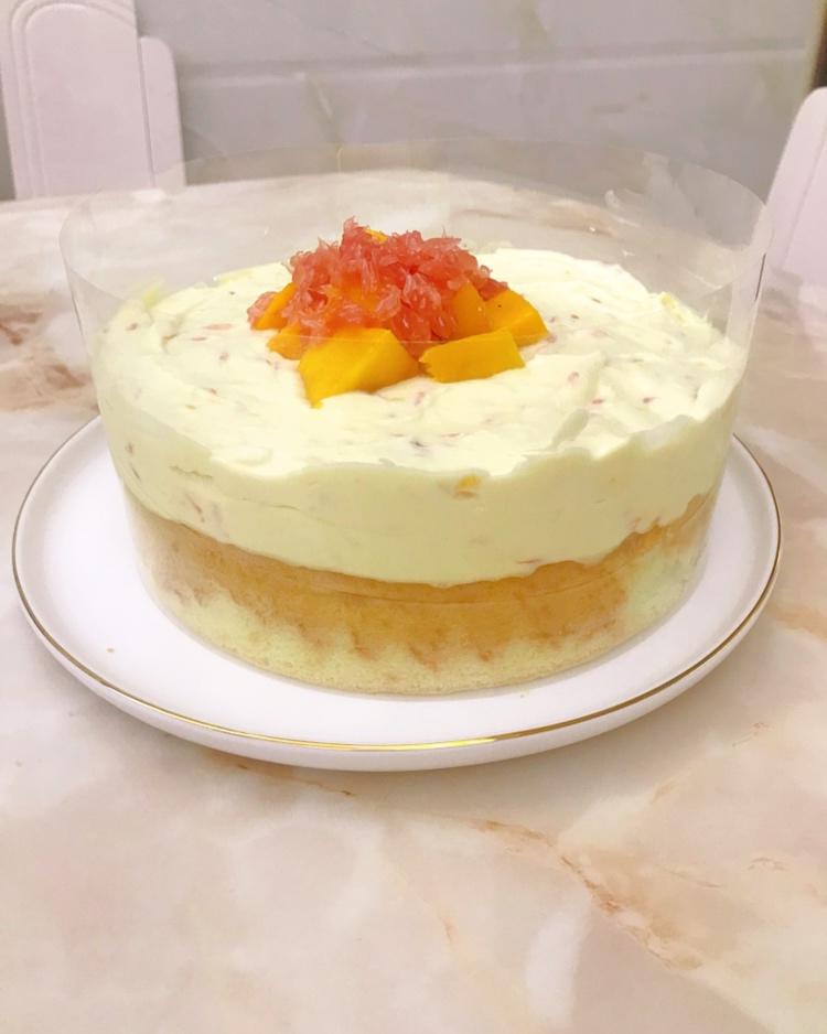 杨枝甘露爆浆蛋糕