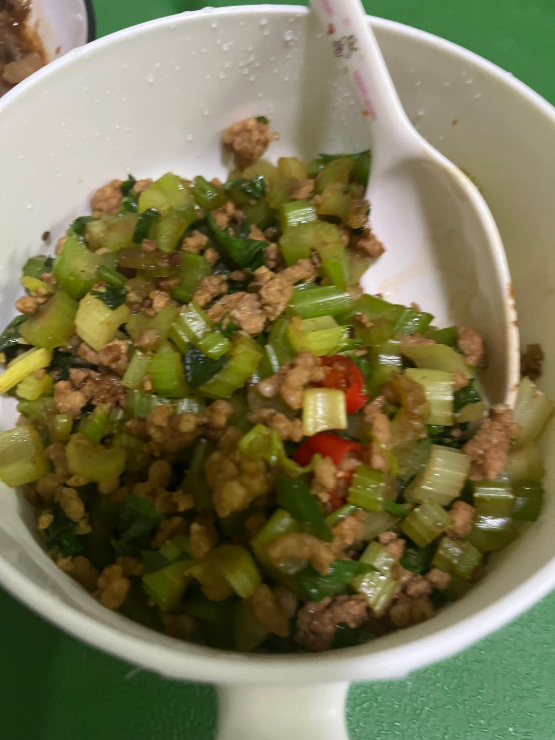 低卡美味减脂餐 ｜ 芹菜肉末盖饭