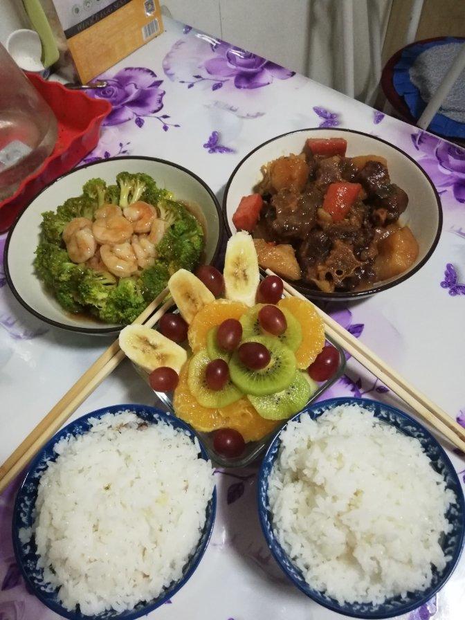 牛尾炖土豆