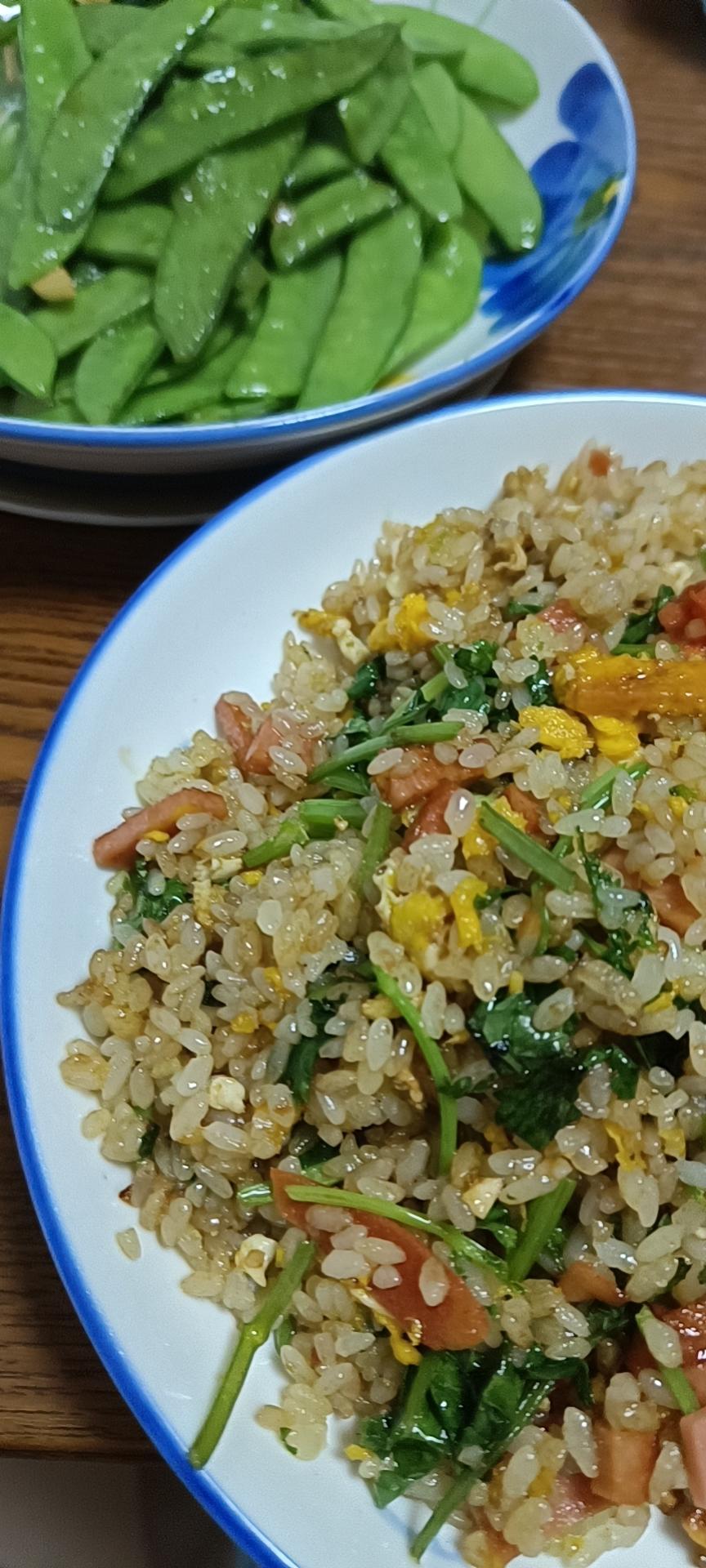 有人欢喜有人忧🍄香菜炒饭