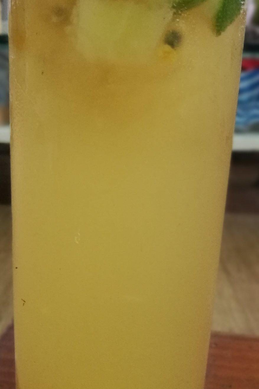 青柠/青桔百香果气泡水/夏日必备