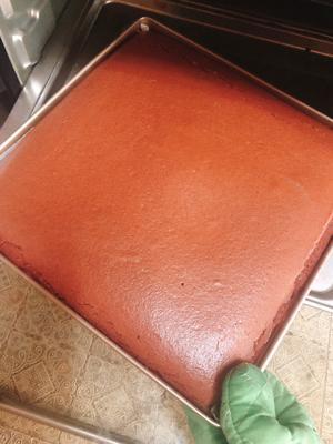 红丝绒蛋糕卷的做法 步骤15