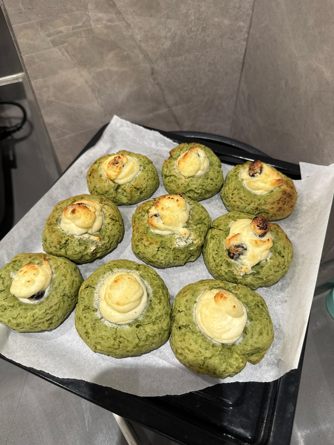 🍵抹茶蔓越莓冰乳酪司康