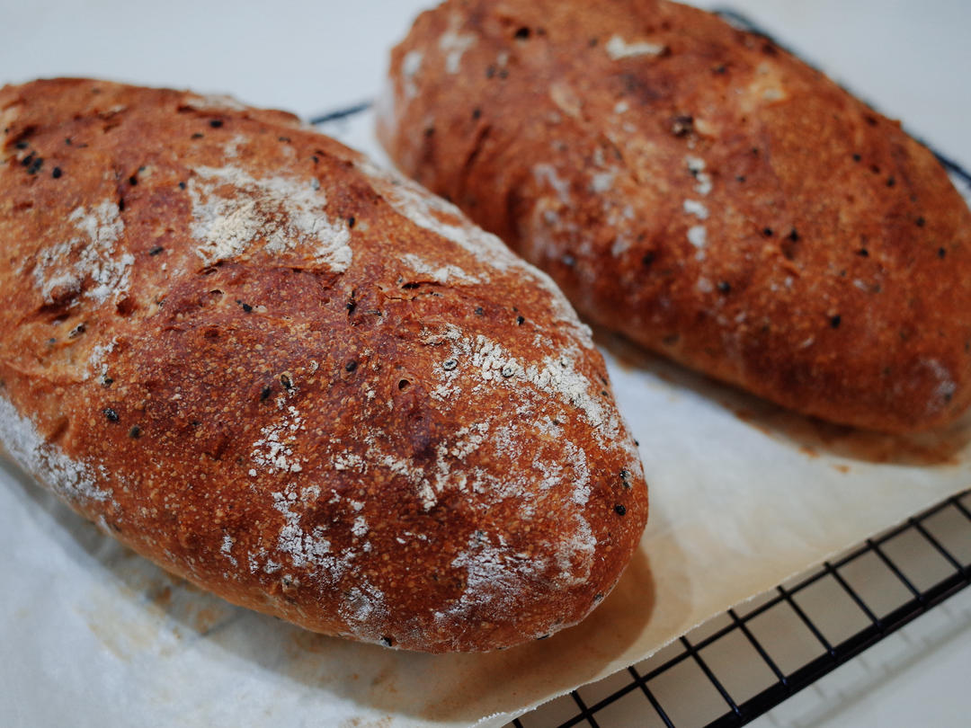 全麦蔓越莓软式欧包（免揉）