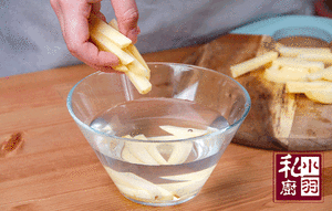 小羽私厨之培根土豆卷的做法 步骤2