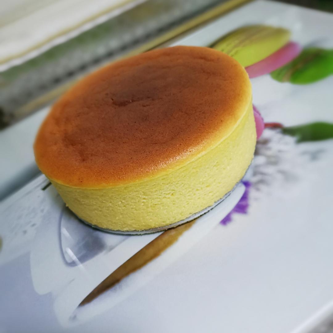 爱吃蛋糕的小考拉