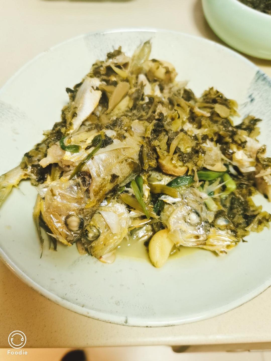 回不去的小时候外公的味道宁波版雪菜黄鱼汤