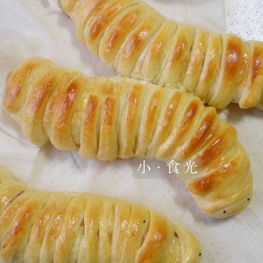 毛毛虫面包