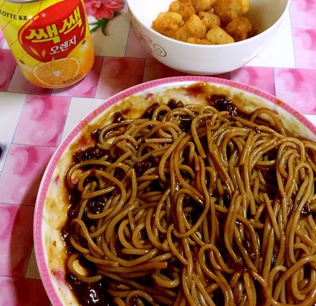 韩式炸酱面