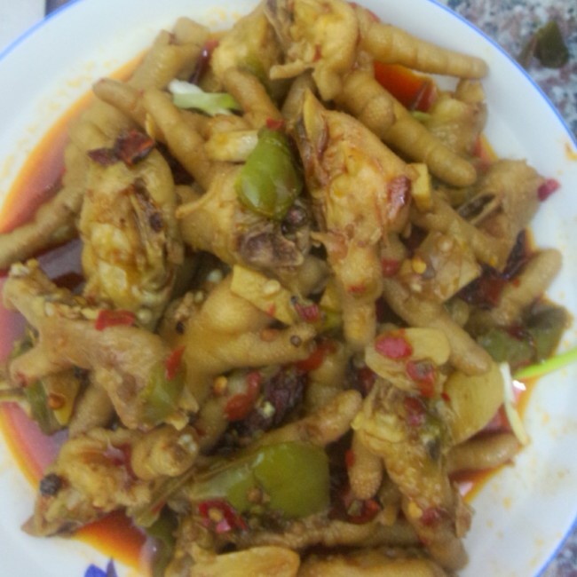 红烧鸡爪