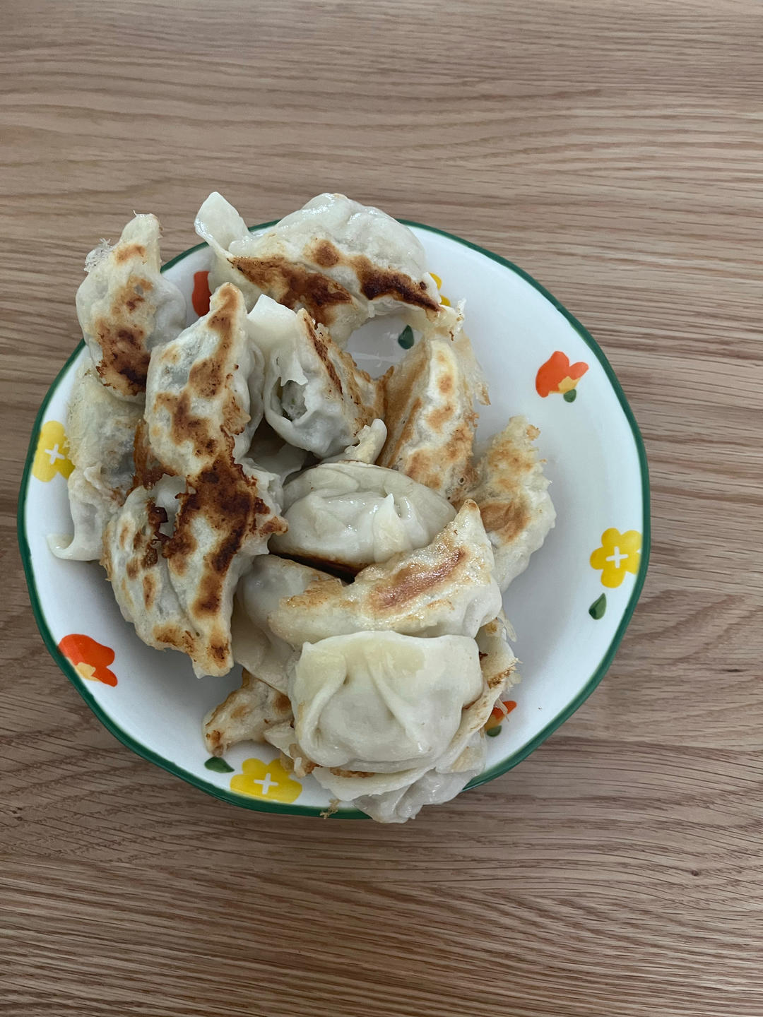 冰箱冷冻水饺做煎饺