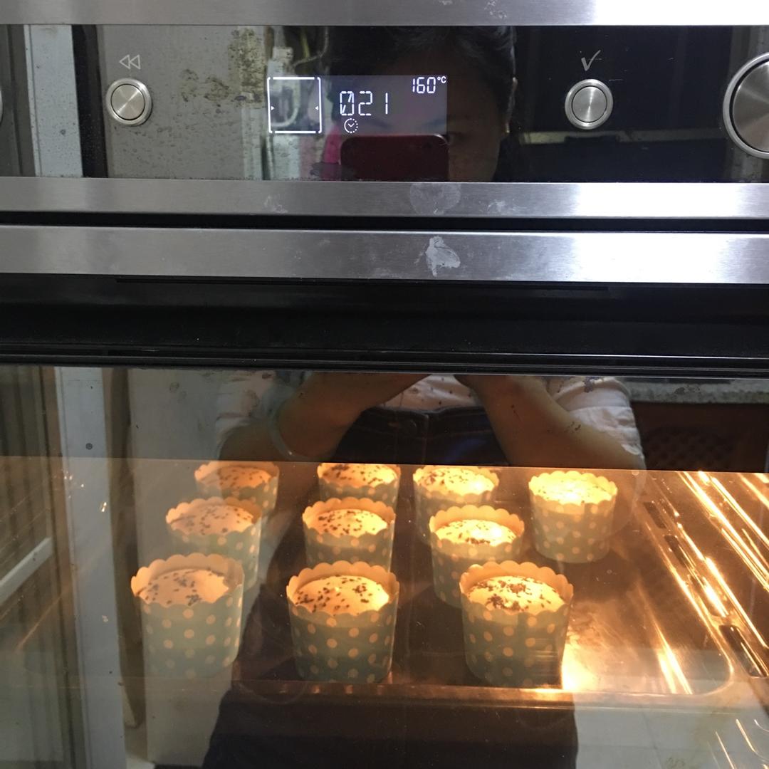 不回缩！不开裂！不塌腰！此方做出完美戚风杯子蛋糕