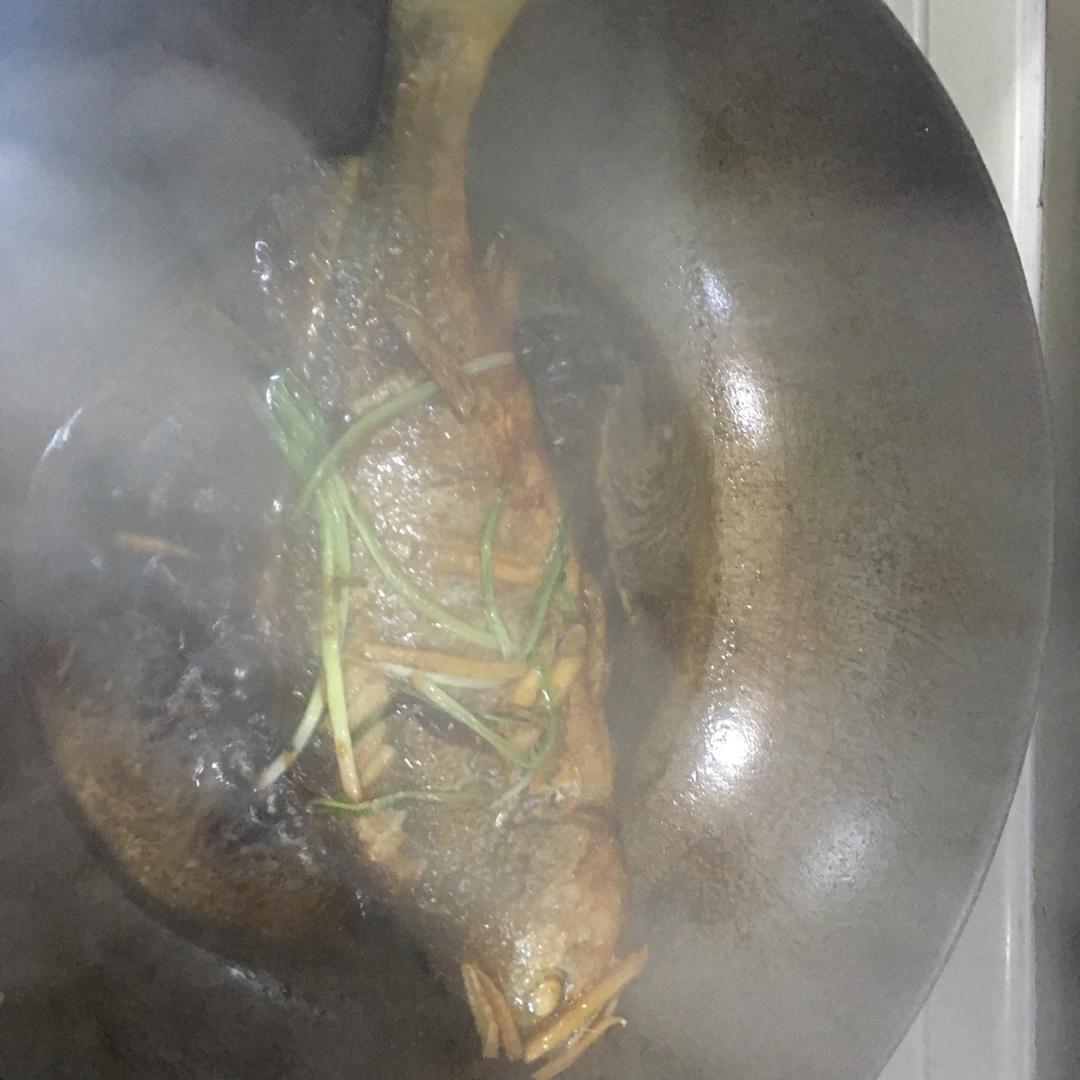 红烧大黄鱼