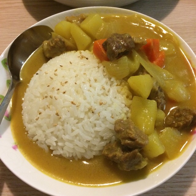 咖喱鸡肉饭