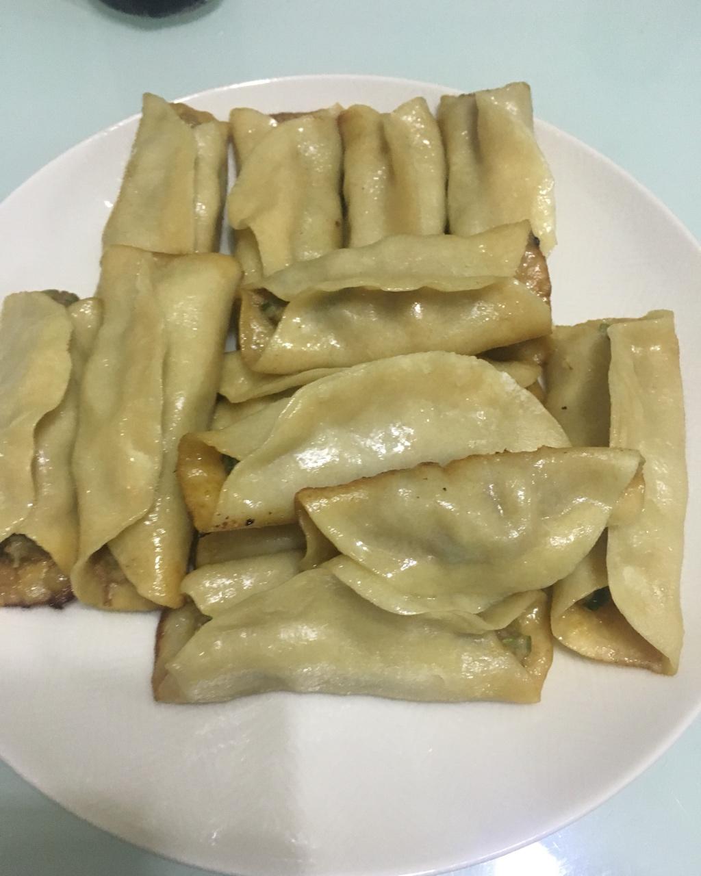 详解最好吃的外焦里嫩牛肉锅贴