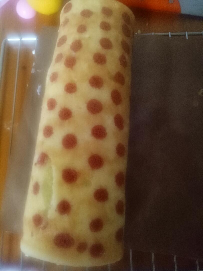 波点蛋糕卷