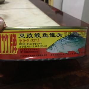 罐头鱼炒油麦菜｜巨下饭的做法 步骤1