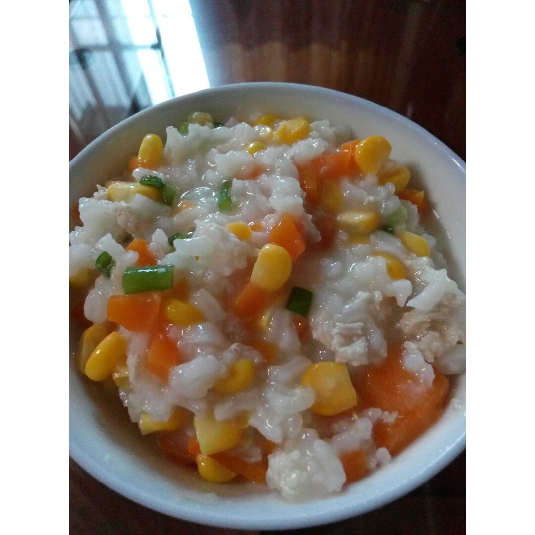 碎肉玉米胡萝卜粥
