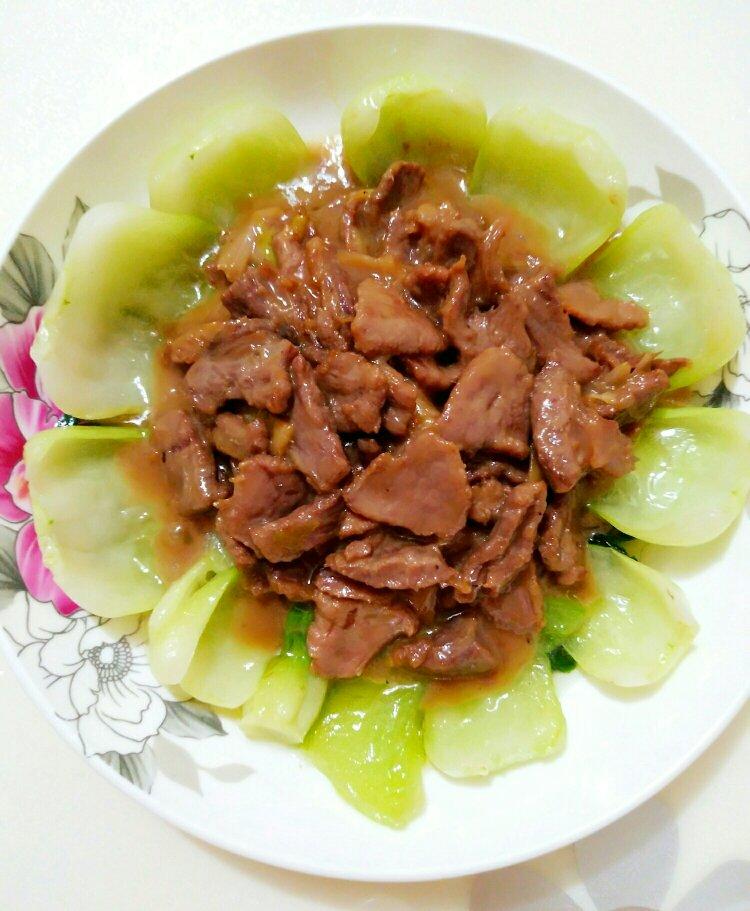 嫩炒牛肉片