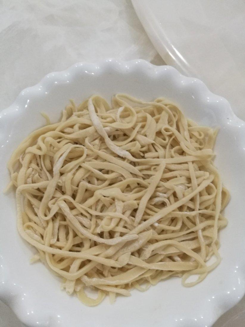 家常手擀面
