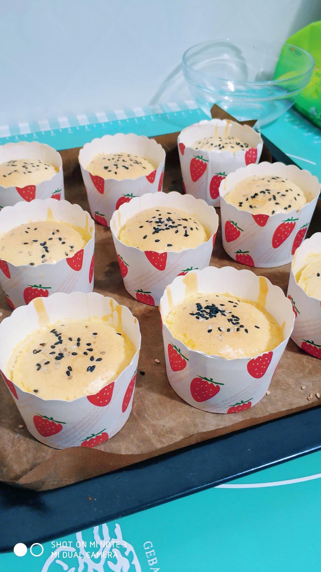 纸杯蛋糕 8寸戚风蛋糕的量