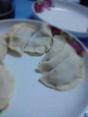 凤尾菇胡萝卜蒸饺的做法 步骤4