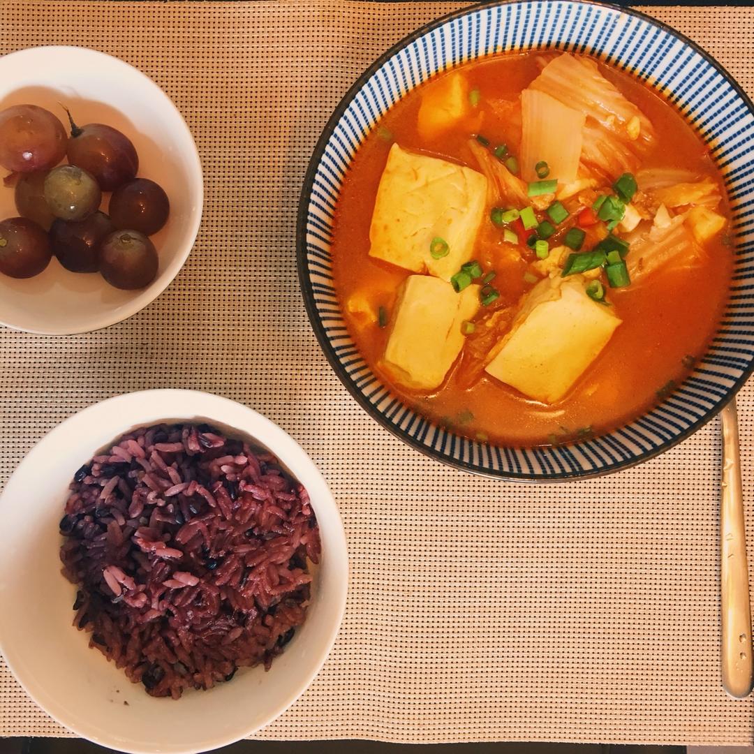 辣白菜豆腐汤