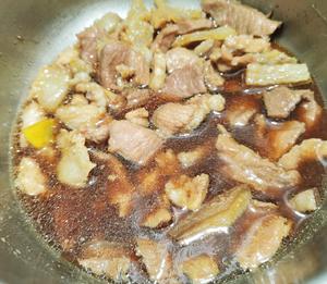 闽南—酱油煮肉的做法 步骤3