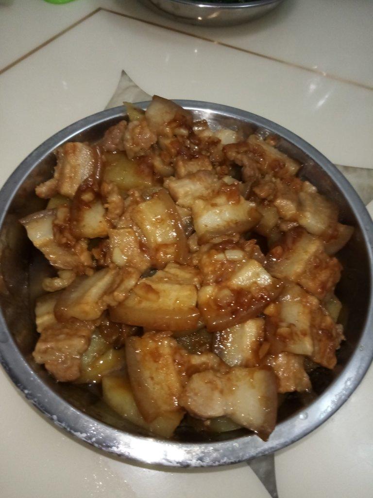 软焖土豆带皮肉