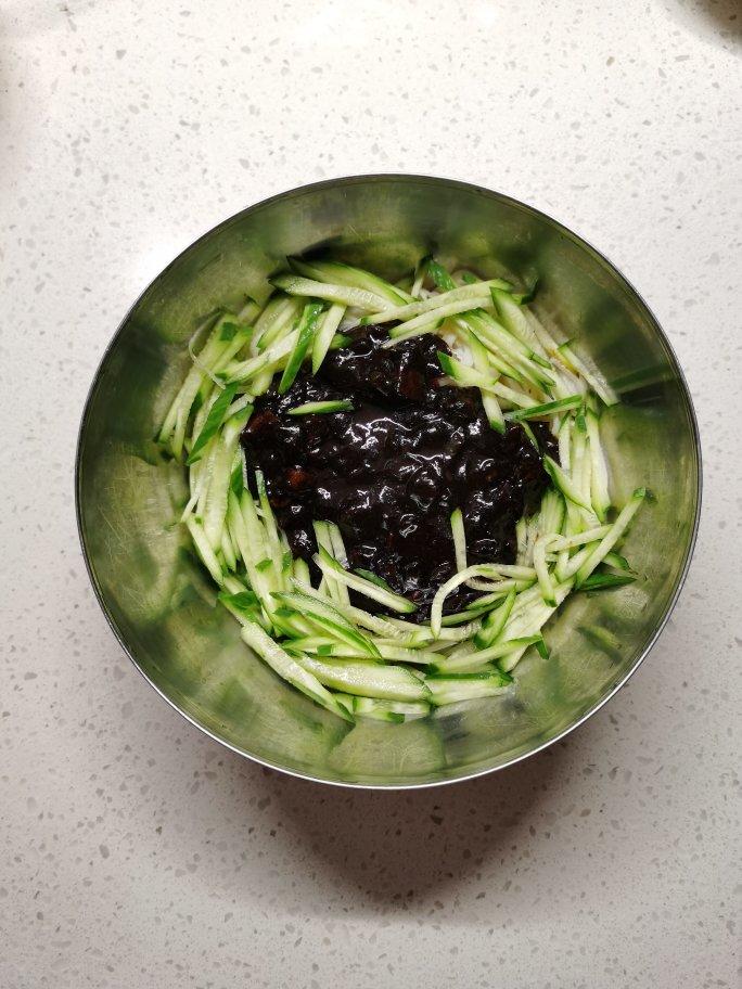 堂妈小厨——韩式炸酱面