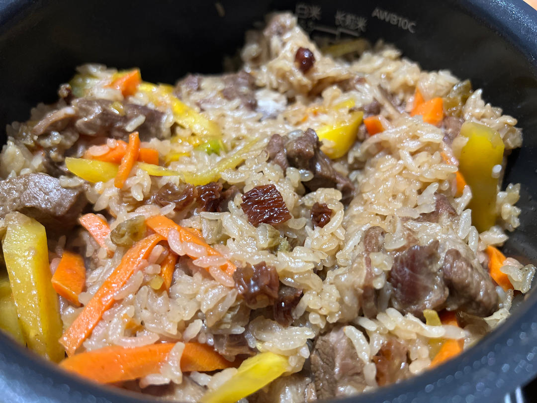 新疆抓饭（简单又好吃的电饭锅版）