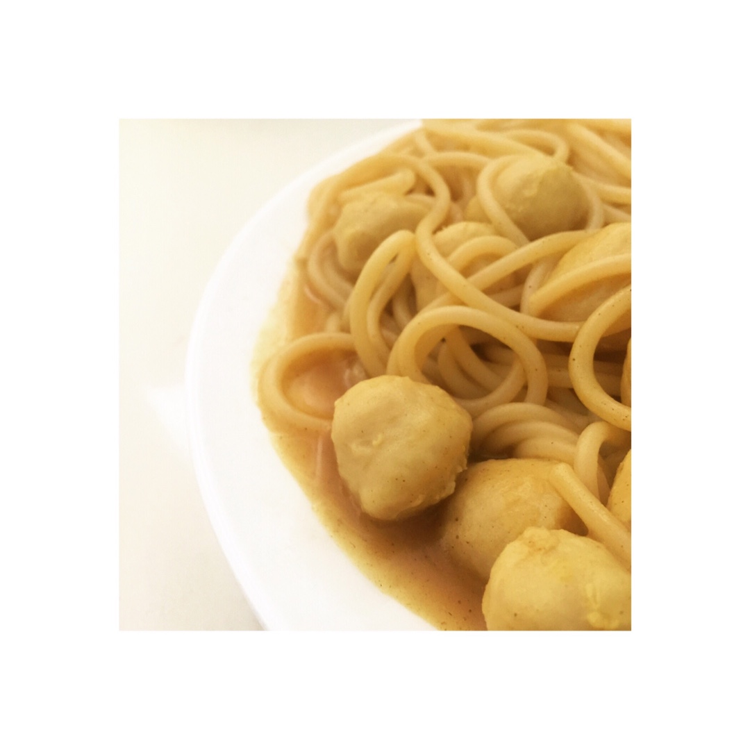 咖喱鱼丸意面