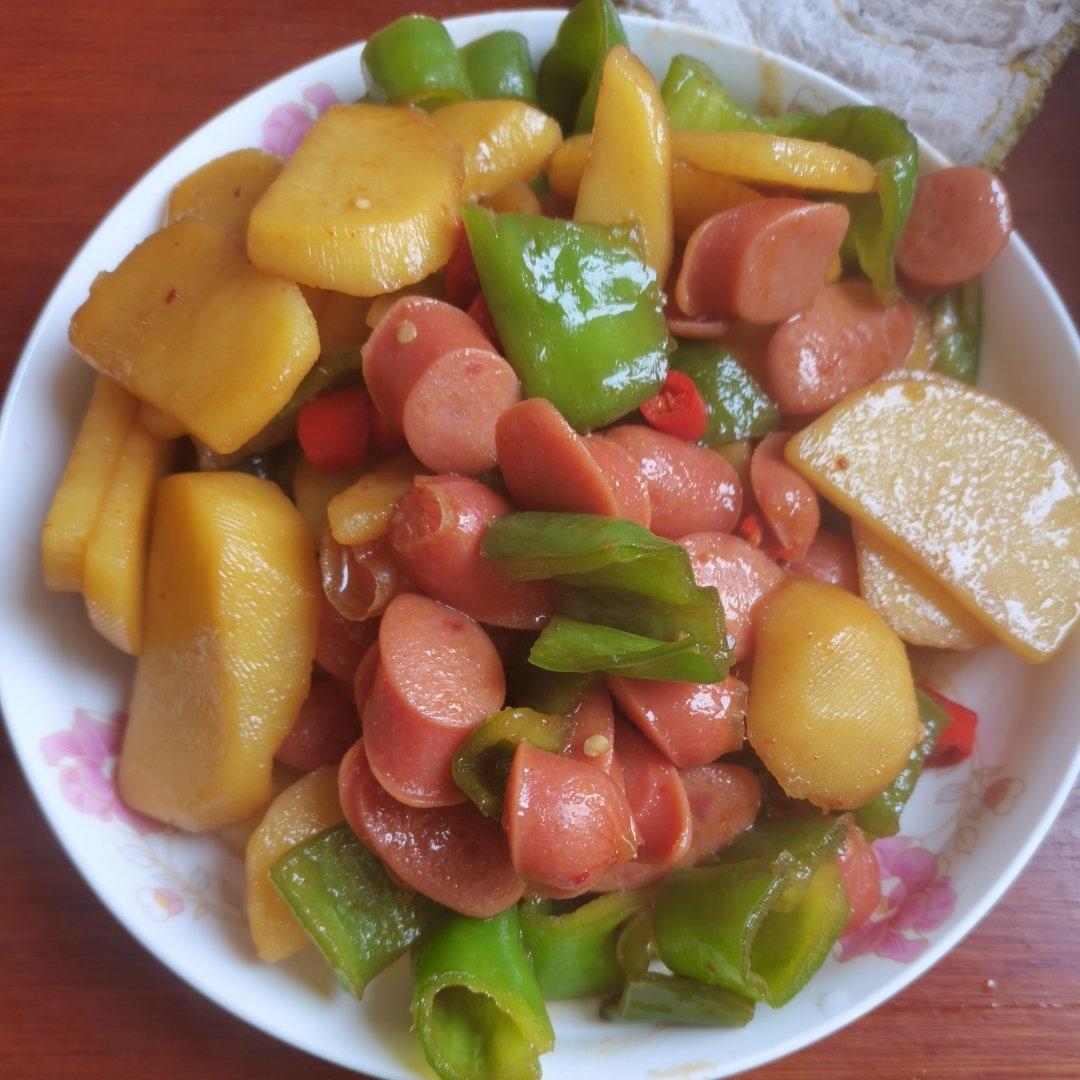 土豆片炒火腿肠