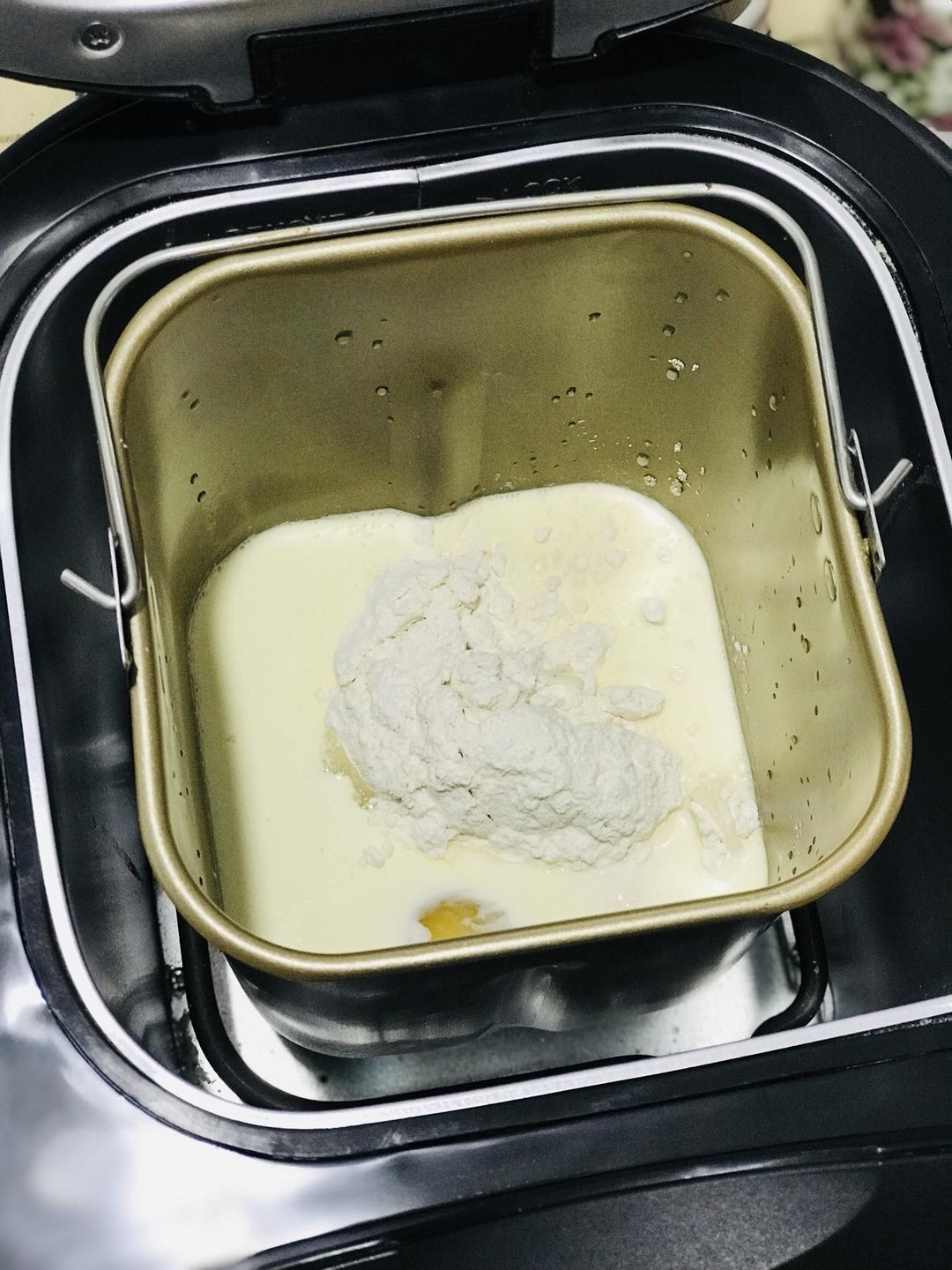 纯奶手撕吐司的做法 步骤1