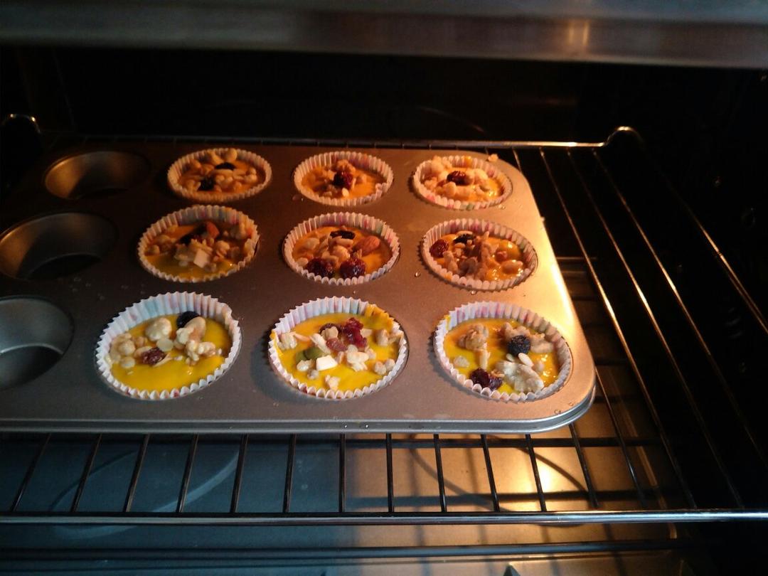 南瓜坚果蛋糕—【北鼎烤箱食谱】