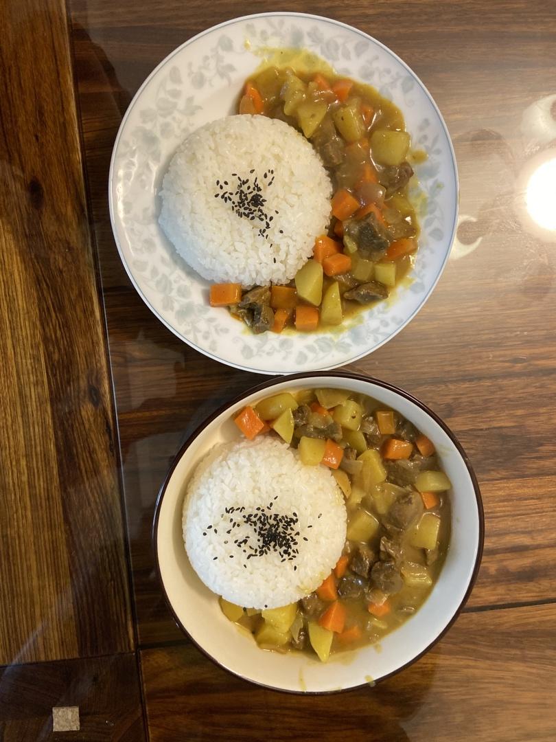 咖喱土豆烧牛肉