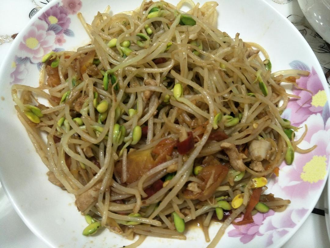 豆芽炒肉丝