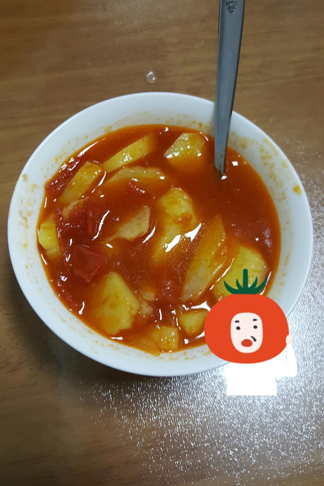 超级浓超好喝的番茄土豆汤