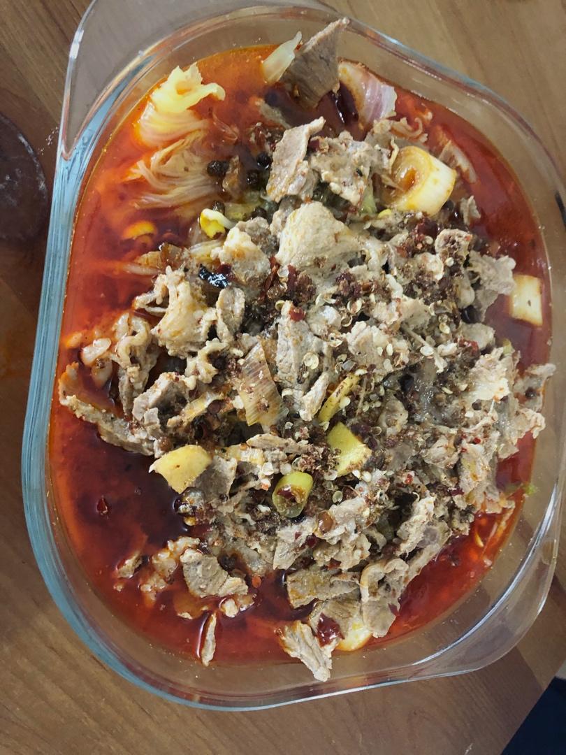 水煮牛肉🐂懒人版，健康少油上班族快手菜，鲜嫩可口超下饭！