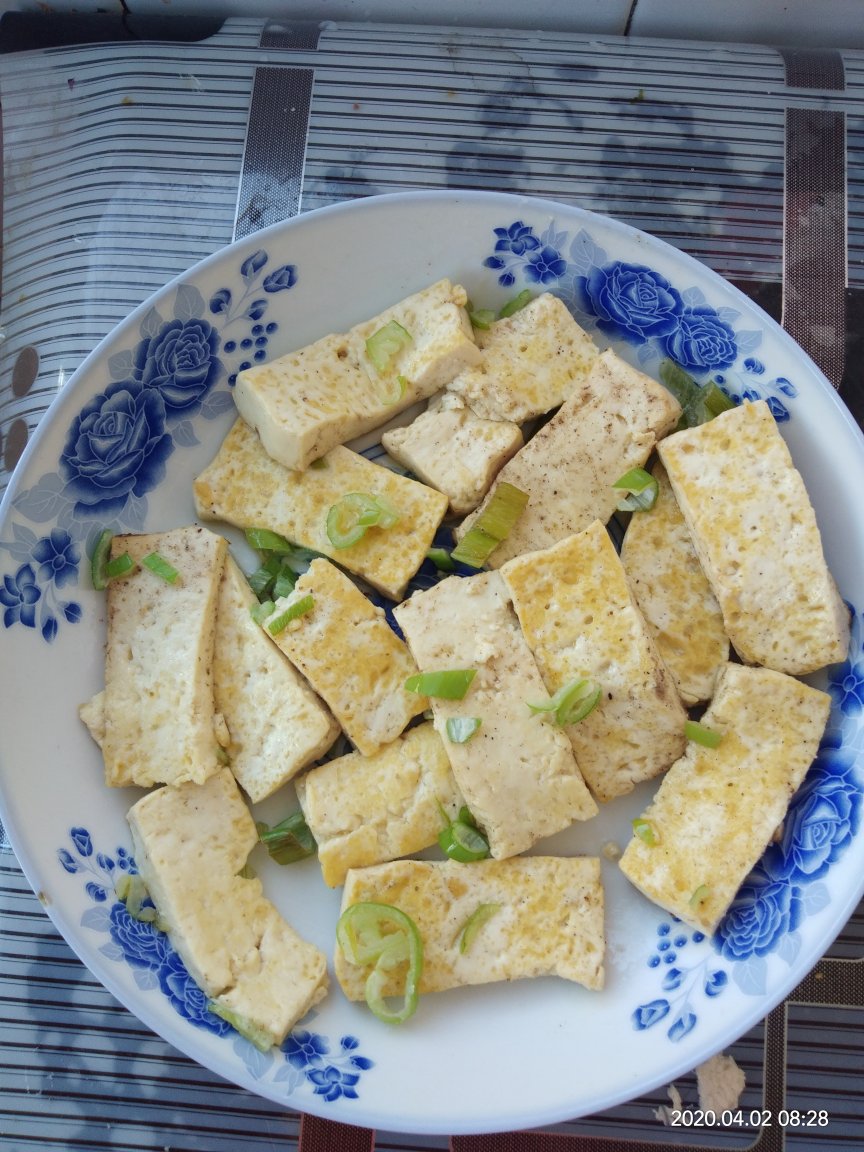 干煎豆腐(做法简单味道不简单)
