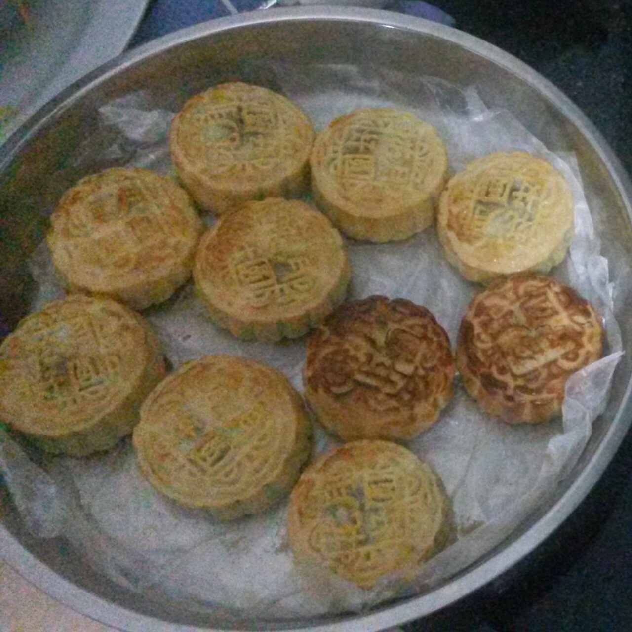 广式月饼—蛋黄莲蓉月饼