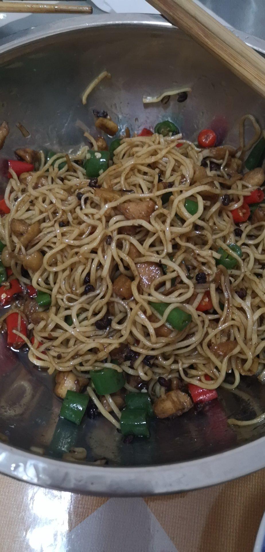 双椒鸡捞面