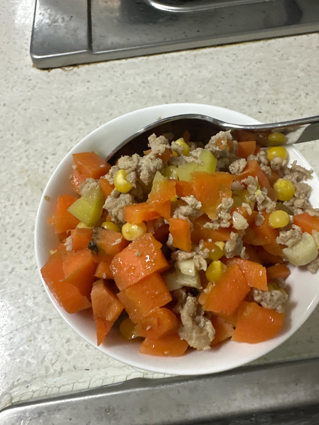 肉沫玉米粒胡萝卜粒～小朋友的最爱