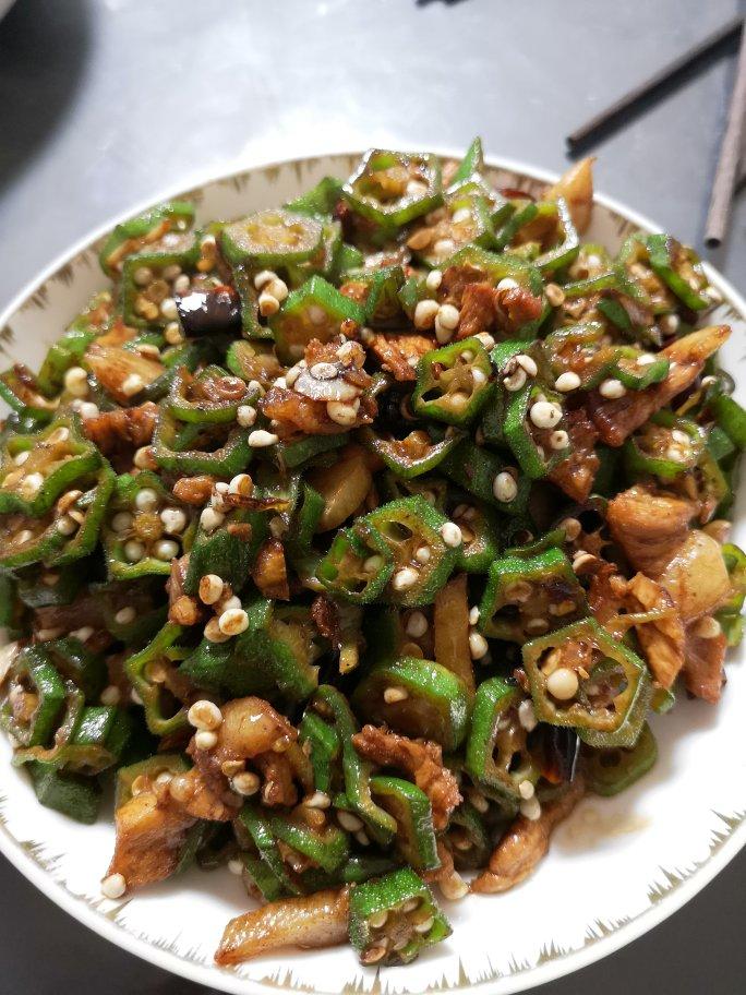秋葵炒肉(超下饭！)